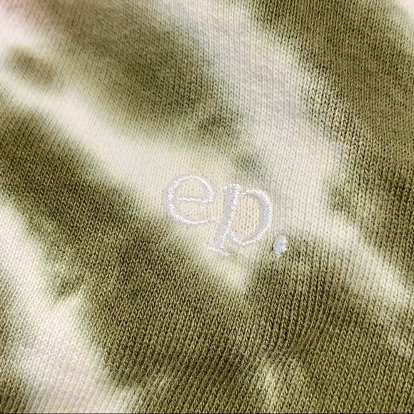 Eleven Paris Tie-Dye Mockneck Sweatshirt Size Medium - Picture 5 of 12